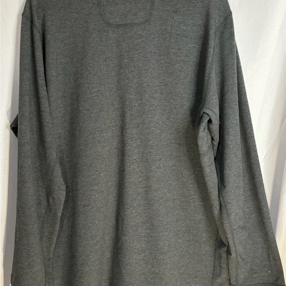 The North Face Gray Long Sleeve 3 Button down Size XXL 30” L
